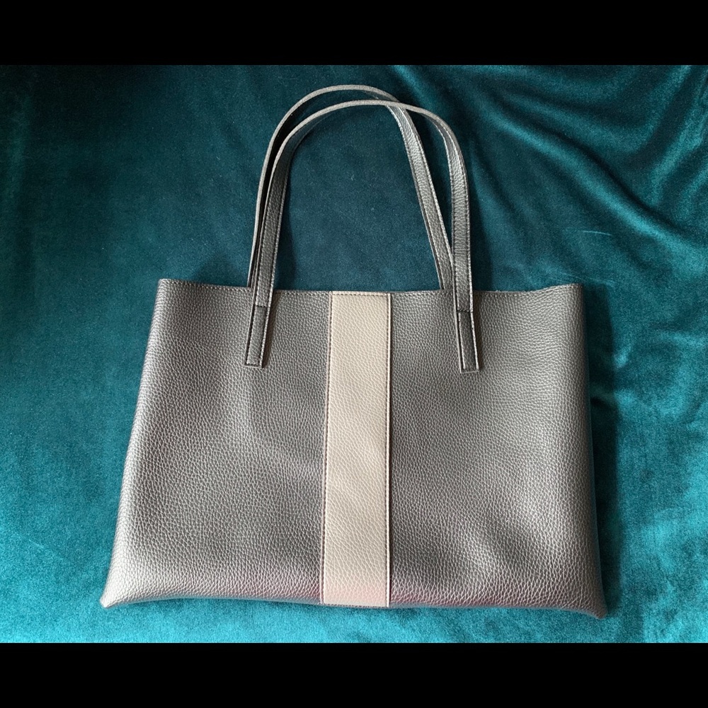 Vince Camuto Purse